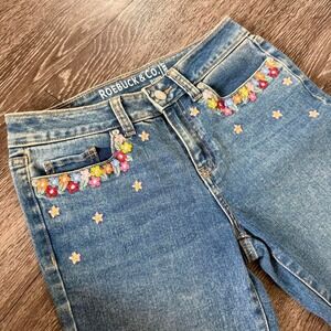 Y2K Embroidered Floral Capri Jeans